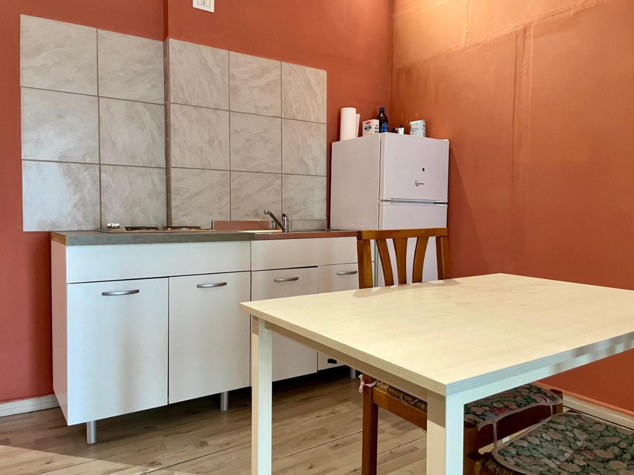 The Orange Housing In Como Kültér fotó
